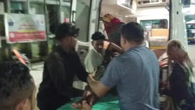 छोटी सरवन: जुना खेड़ा गांव में युवती पंखा चालू करने के लिए प्लग में तार लगाते समय करंट लगने से घायल, एमजी अस्पताल में उपचार जारी