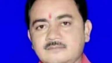 हमीरपुर: इंगोहटा में सपा के पूर्व नगर उपाध्यक्ष की सीढ़ियों से गिरकर संदिग्ध मौत, पुलिस ने शव पोस्टमार्टम के लिए भेजा
