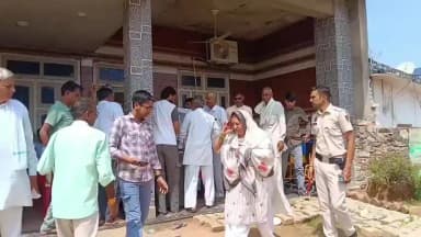 नांगल चौधरी: गांव कारोली पहुंचीं विधायक मंजू चौधरी, हादसे के बाद भी फौजी सूबेदार वेदराम ने उठाई गांव की समस्याएं