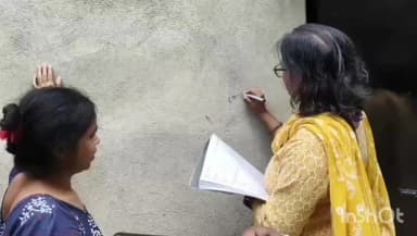চুঁচুড়া-মগরা: শুরু হলো বাড়ি বাড়ি গিয়ে জনগণনার কাজ এমনই ছবি ধরা পরল চুঁচুড়ায়