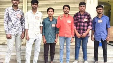 అసిఫాబాద్: ఫీజు రియంబర్స్మెంట్, స్కాలర్షిప్ బకాయిలు వెంటనే చెల్లించాలి:PDSU
