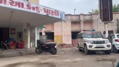 દસાડા: દસાડા તાલુકાના પોરડા ગામે મોડી રાત્રે ઘર બહાર સુઈ રહેલા વૃદ્ધ પર બોથડ પદાર્થ દ્વારા ઘા ઝીંકી હત્યા કર્યાની ઘટના આવી સામે
