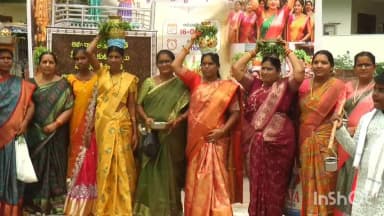కరీంనగర్: హనుమాన్ నగర్ లో వైభవంగా శ్రావణమాన పోచమ్మబోనాలు