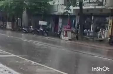 अकबरपुर: अकबरपुर में हल्की बारिश से तापमान गिरा, उमस से मिली राहत, धान की फसल को मिला फायदा