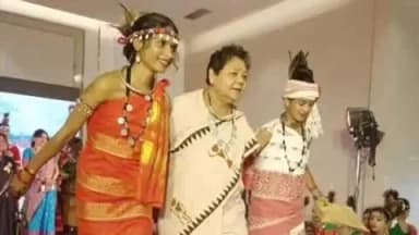 छिंदवाड़ा नगर: छिन्दवाड़ा के होटल में हुए आदिवासी महोत्सव में, पूर्व राज्यपाल अनुसुइया उइके आदिवासी फैशन शो का आकर्षण बनीं