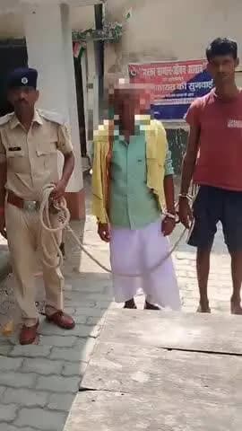 चेवाड़ा: कोरमा थाना क्षेत्र में पुलिस ने शराब पीने के आरोप में एक व्यक्ति और मारपीट के फरार आरोपी को गिरफ्तार किया