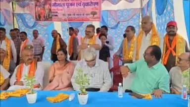 फिरोज़ाबाद: पूर्व PM अटल बिहारी वाजपेयी जी की पुण्यस्मृति दिवस के अवसर पर यमुना किनारे स्थित श्री गौशाला में कार्यक्रम आयोजित