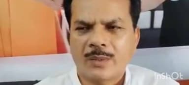 बलिया: आईआरटीएस निर्भय नारायण सिंह ने विकास पुरुष स्व. उमाशंकर सिंह को दी अनोखी श्रद्धांजलि