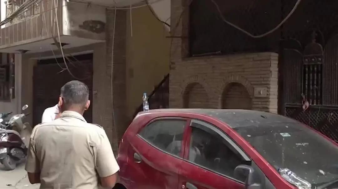 नजफगढ़: तिलक नगर में महिला की चाकू मारकर हत्या, पुलिस टीम जांच में जुटी