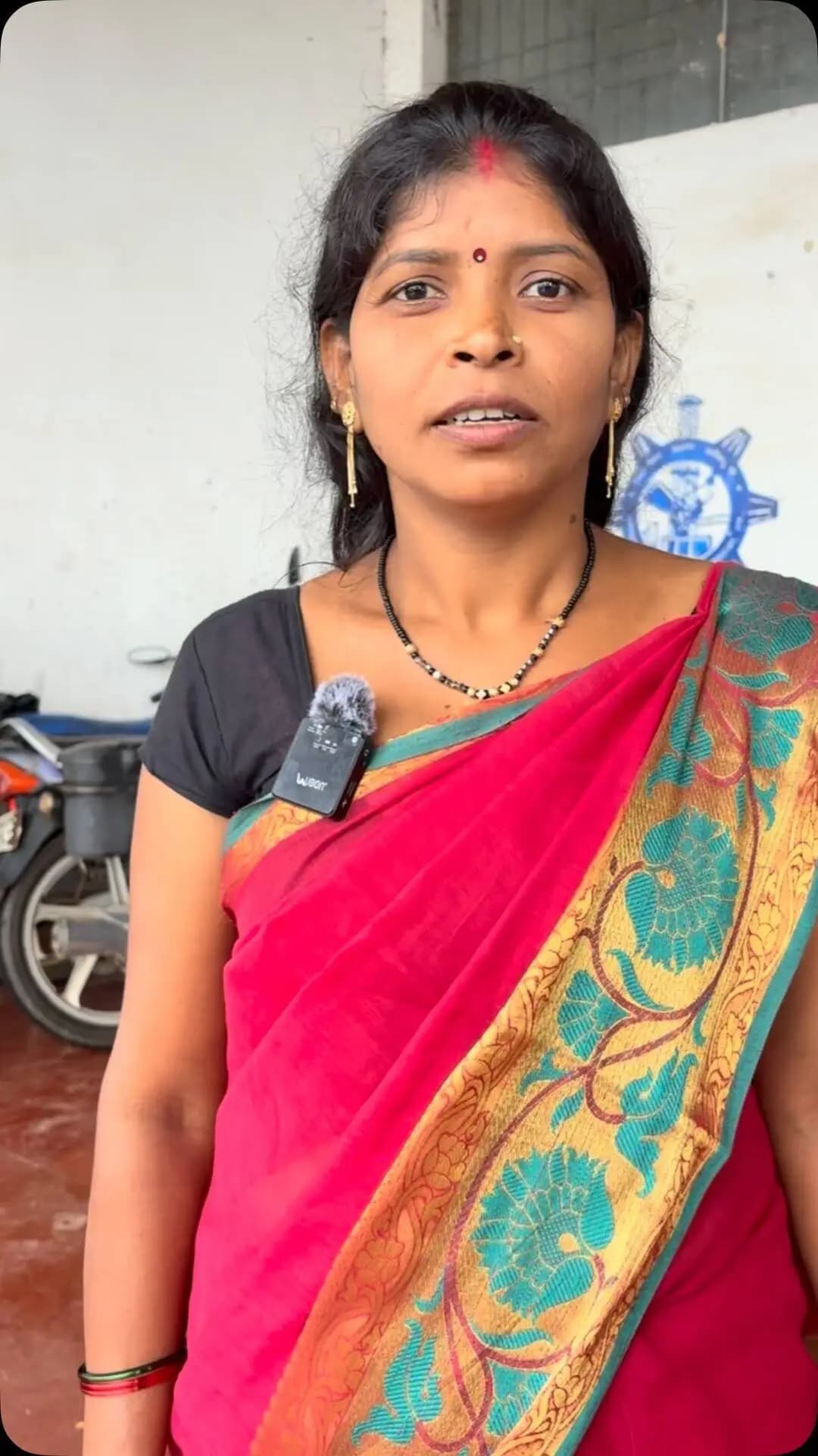 बिहान और स्व-सहायता समूह से जुड़कर महिलाओं को आत्मनिर्भर बनने का अवसर मिल रहा है। श्रीमती आस्था मानिकपुरी ने इस पहल के लिए प्रधानमंत्री श्री नरेंद्र मोदी जी और मुख्यमंत्री श्री विष्णु देव साय जी का आभार व्यक्त करते हुए कहा—“धन्यवाद भैया!”
#Bihan #MahilaSashaktikaran #VishnuDeoSai