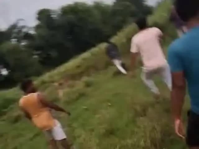 बदलापुर: देवरिया गांव में पीली नदी पर मछली पकड़ने गए किशोर की डूबने से हुई मौत, परिजनों में मचा कोहराम