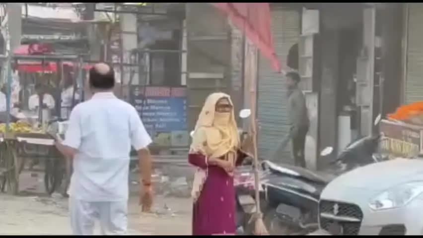 फरीदाबाद: फ़रीदाबाद: 36 दिन बाद काम पर लौटे सफाई कर्मचारी, शहर को गंदगी से मुक्त करने के लिए सफाई अभियान शुरू