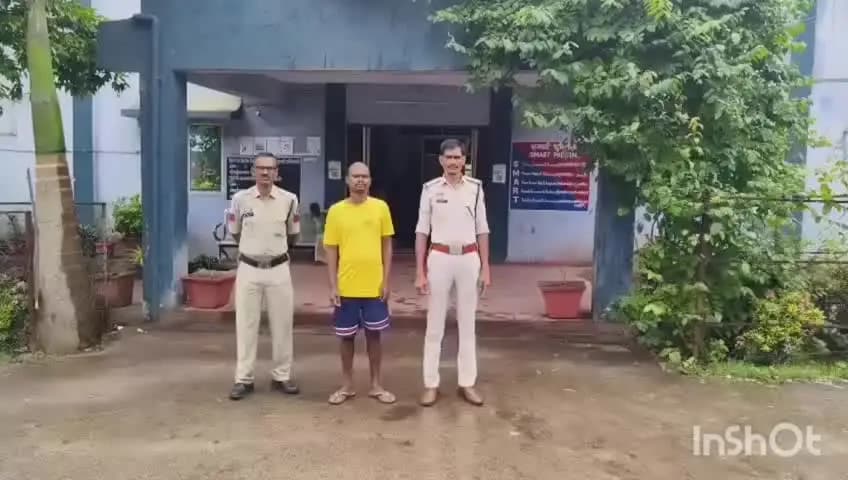 करतला: कोरबा के उरगा थाना क्षेत्र के आमपाली में गणेश विसर्जन के दौरान डीजे बंद कराने पहुंची पुलिस से अभद्रता, आरोपी गिरफ्तार