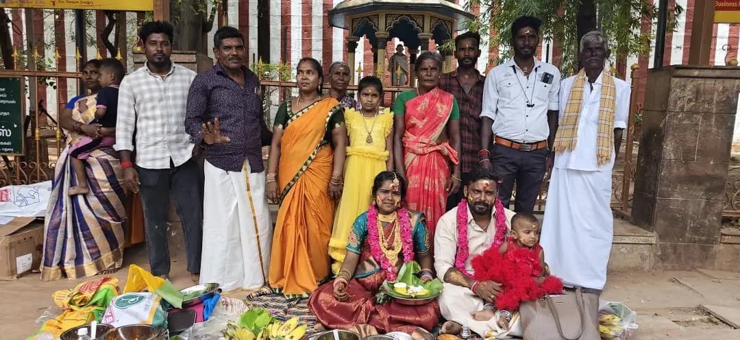 மதுரை கிழக்கு: மதுரை மீனாட்சி அம்மன் கோவில் வளாகத்தில் நெகிழ்ச்சியுடன் நடந்த வளைகாப்பு நிகழ்ச்சி!
