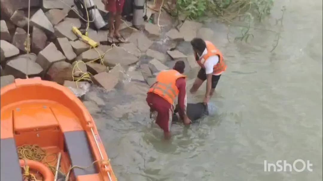अंबिकापुर: अंबिकापुर शहर से करीब 10 किलोमीटर दूर स्थित घुनघुट्टा बांध में 19 वर्षीय युवक की मौत का मामला सामने आया है