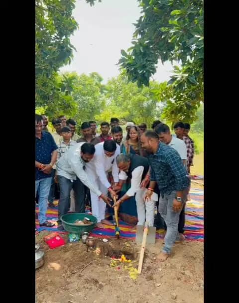 છોટાઉદેપુર: સીમલ ફળિયાથી ગડાર ફળિયાને જોડતા નવા રોડનું ખાતમુહૂર્ત: 1.21 કરોડનો ખર્ચ