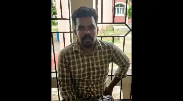 திருவள்ளூர்: ஊத்துக்கோட்டையில் பெண்ணை பாலியல் வன்கொடுமை செய்த வழக்கு
இளைஞருக்கு இரட்டை ஆயுள் தண்டனை மற்றும் 16 ஆண்டுகள் கடுங்காவல்