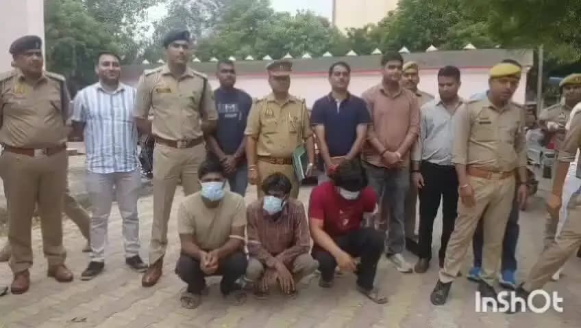 आगरा: गांव सहाई में करोड़ों की जमीन के विवाद में चाचा की हत्या, भतीजे समेत 3 गिरफ्तार, डीसीपी ने पुलिस लाइन में किया खुलासा