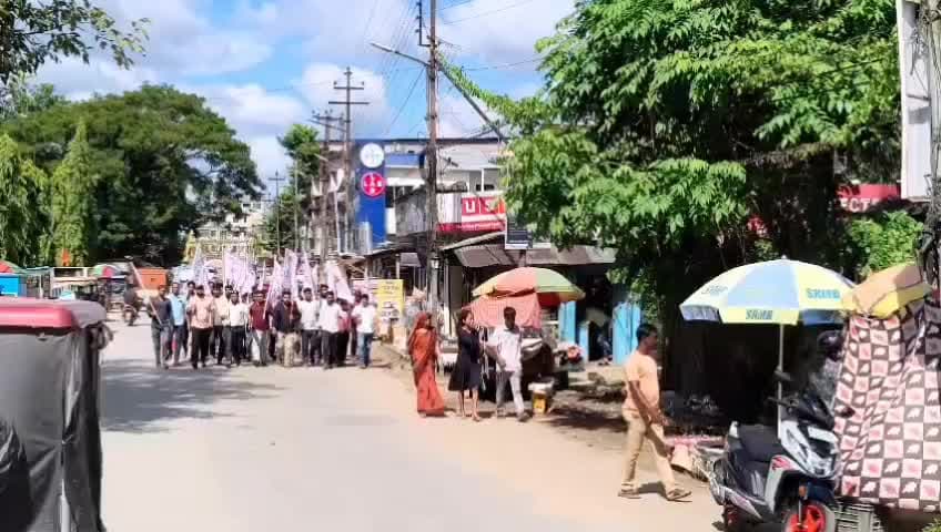 কাঞ্চনপুর: ধর্মনগরে SFI-DYFI-এর তীব্র বিক্ষোভ মিছিল: নির্বাচন কমিশনারের পদত্যাগের দাবিতে গর্জে উঠল ছাত্র-যুব সমাজ