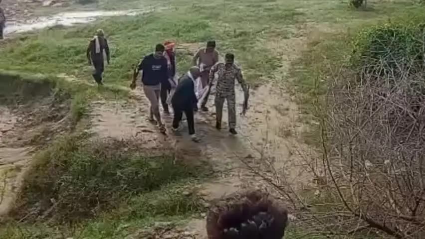 भिंड नगर: कनाबर की क्वारी नदी से NDRF ने डूबे तीनों शवों को निकाला