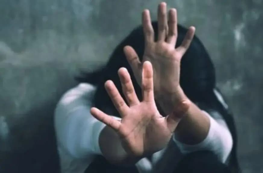 परांडा: परंड्यात 21 वर्षीय तरुणीवर लैंगिक अत्याचाराचा गंभीर प्रकार, तरुणासह आईविरुद्ध गुन्हा
