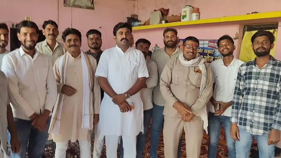 गाडरवारा: गुर्जर समाज की बैठक में सामाजिक हित पर महत्वपूर्ण निर्णय लिए गए