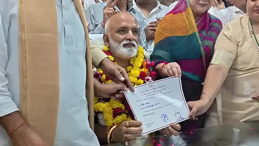 लाडपुरा: एक दिन मेयर, अगले दिन डिप्टी मेयर… कोटा निगम में BJP की नई जोड़ी ने संभाली कमान, निगम में BJP का ‘गेम सेट’