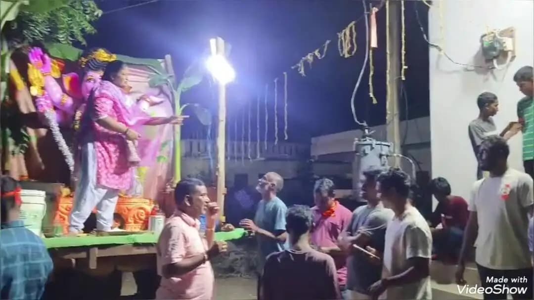 గజపతినగరం: గంట్యాడలో వైభవంగా సాగిన వినాయక నిమజ్జన ఊరేగింపు