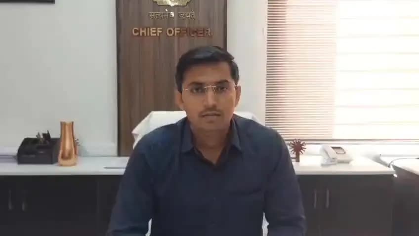 વિસનગર: વિસનગર પાલિકા દ્વારા ગંદકી કરતા ઈસમો સામે કડક કાર્યવાહી કરવામાં આવી