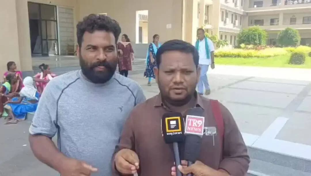 కాగజ్నగర్: ఆసిఫాబాద్ జిల్లాలోని మీసేవల్లో వసూళ్లపై సీపీఎం ఫిర్యాదు