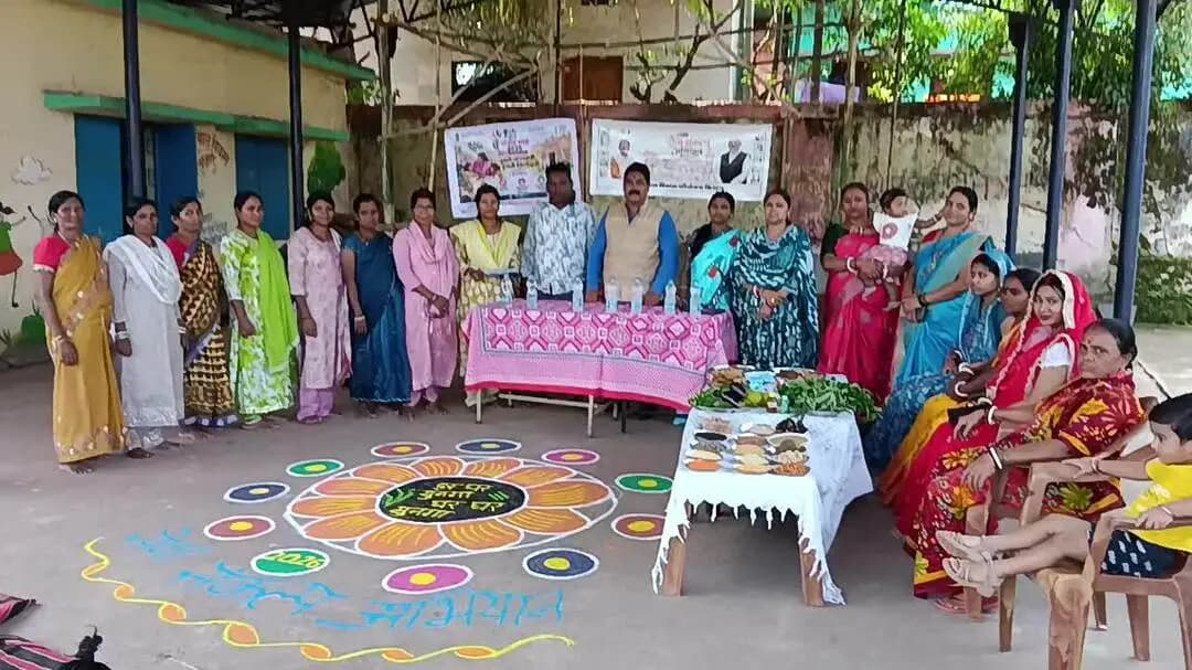दंतेवाड़ा: किरंदुल सुभाष नगर आंगनबाड़ी केन्द्र में आंगन मिलन सेवा कार्यक्रम संपन्न*
*किरंदुल -* वार्ड क्रमांक 01 सुभाष नगर राय कैं