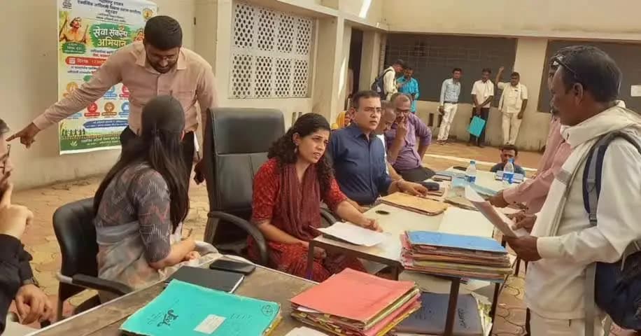 अक्कलकुवा: वैयक्तिक वन हक्क दाव्यांसाठी जिल्हाधिकारी यांच्या अध्यक्षतेत सुनावणी