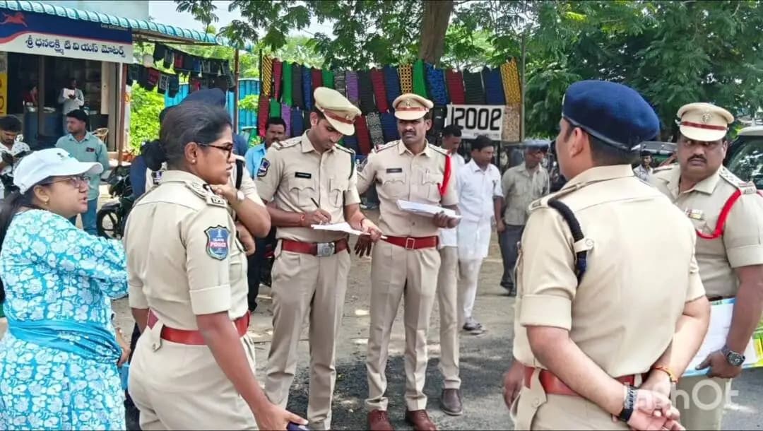 వర్ధన్నపేట: వరంగల్–ఖమ్మం రహదారిపై ప్రమాదాలు: క్షేత్రస్థాయిలో పర్యటించిన సీపీ శ్వేత