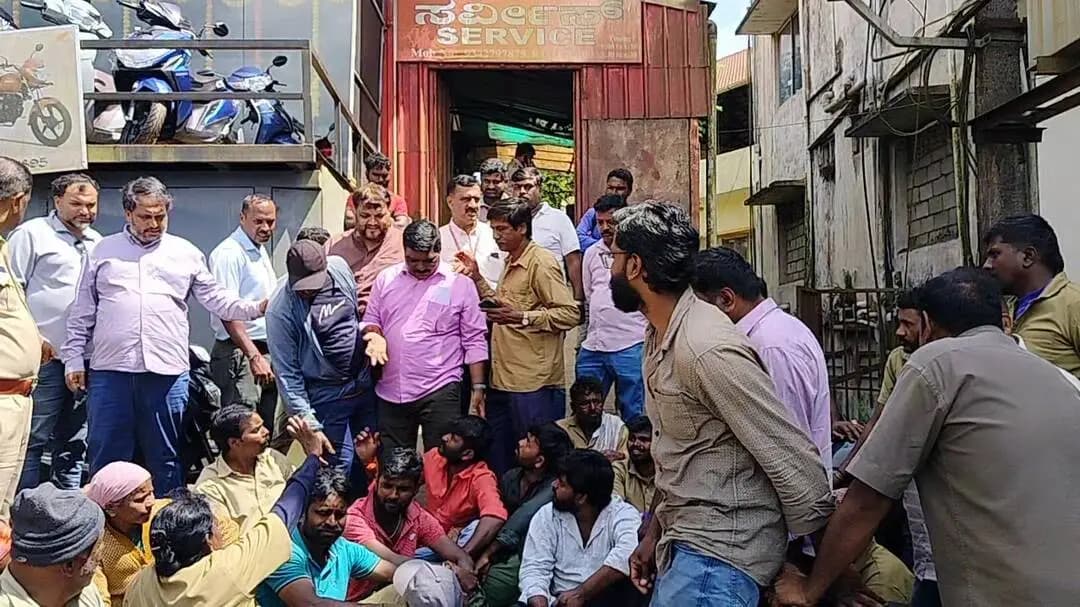 ಮಡಿಕೇರಿ: ಪೌರಕಾರ್ಮಿಕರ ವಿರುದ್ಧ ಅವಹೇಳನ, ಹೋಂಡಾ ಶೋರೂಂಗೆ 10 ಸಾವಿರ ದಂಡ!
