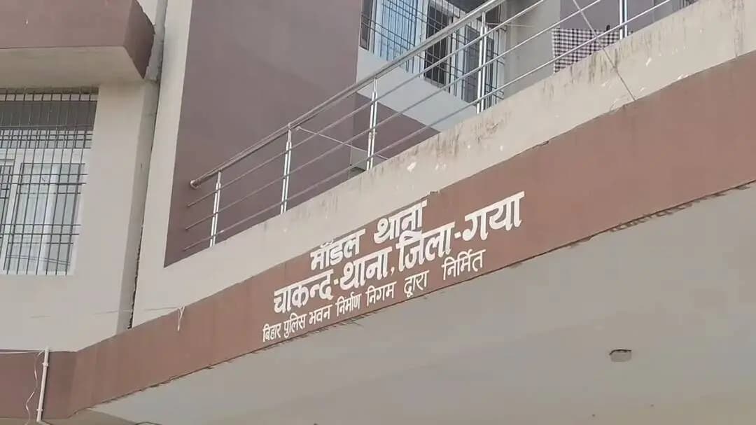बेलागंज: वाहन चेकिंग के दौरान चोरी की मोटरसाइकिल के साथ युवक गिरफ्तार
