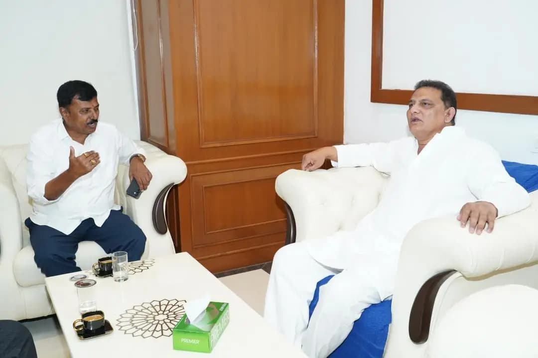 నారాయణ్ఖేడ్: నారాయణఖేడ్కు షాదీఖానా నిధులు మరియు 200 కుట్టు మిషన్లు మంజూరు