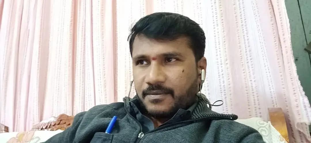 ಪಾವಗಡ: ವಿದ್ಯುತ್ ಕಂಬದಿಂದ ಬಿದ್ದು ಲೈನ್ಮ್ಯಾನ್ಗೆ ಗಂಭೀರ ಗಾಯ, ಚಿಕಿತ್ಸೆಗೆ ಪರದಾಟ