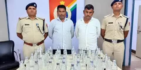 हुसैनाबाद: जपला स्टेशन पर 15 लीटर देसी शराब बरामद, दो गिरफ्तार