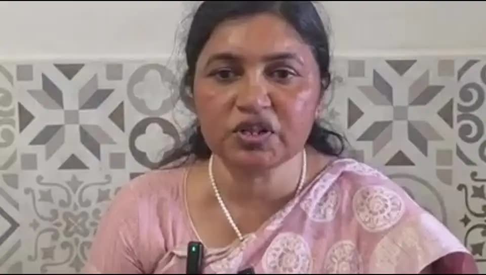 राहुरी: निलंबित शिक्षिकेचे सहशिकेवर केले आरोप