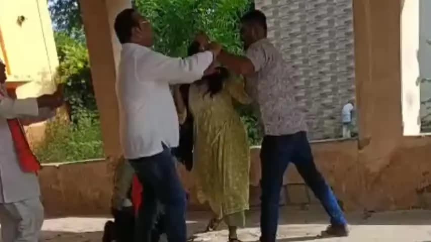 सांगोद: कनवास कोर्ट परिसर में पति पक्ष द्वारा पिता-पुत्री से मारपीट का मामला, पति सहित 4 पर दर्ज हुआ मुकदमा