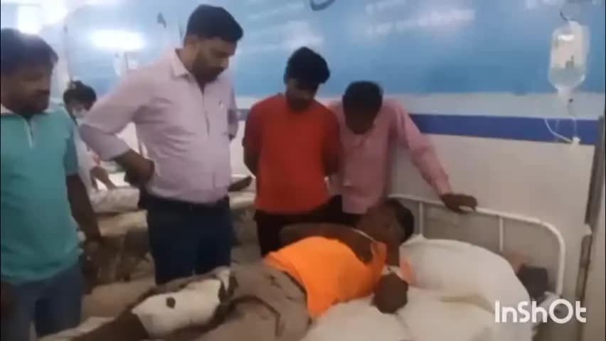 डही: पडियाल में मजदूरों से भरी पिकप हादसे के बाद, जयस प्रदेश कार्यकारी अध्यक्ष रविराज बघेल ने घायलों का हाल जानने की अपील