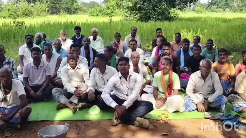 उदयपुर धरमजयगढ़: वन परिक्षेत्र बाकारूमा में हाथी शावक का मनाया गया छठ्ठी, ग्रामीणों और हाथियों के बीच अटूट संबंध की चर्चा