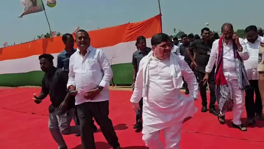 సిరిసిల్ల: ముఖ్యమంత్రి రేవంత్ రెడ్డి పాల్గొని బహిరంగ సభ స్థలాన్ని పరిశీలించిన మంత్రి పొన్నం ప్రభాకర్
