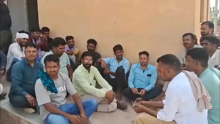कोलायत: दियातरा में बिजली संकट पर ग्रामीणों का आक्रोश, जीएसएस पर तालाबंदी की चेतावनी