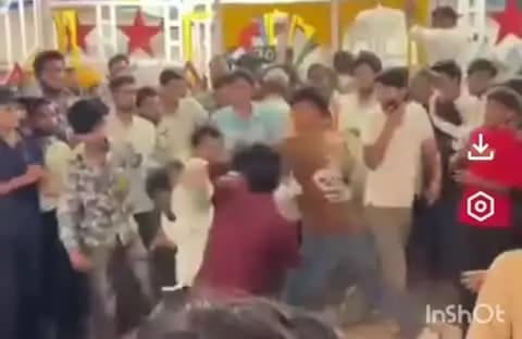 बारां: बारां डोल मेले में शरारती तत्वों ने बिगाड़ा माहौल, दो पक्षों में जमकर लात-घूसे, पुलिस ने लिया हिरासत में