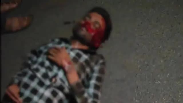 आदित्यपुर गम्हरिया: रघुनाथपुर के मुख्य मार्ग पर देर रात अज्ञात वाहन की टक्कर से बाइक सवार घायल, अस्पताल भेजा गया