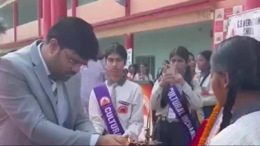 सैदपुर: जीबी इंटरनेशनल स्कूल में चला अभियान, अपर सिविल जज ने बच्चों को पॉक्सो एक्ट की जानकारी देकर किया जागरूक