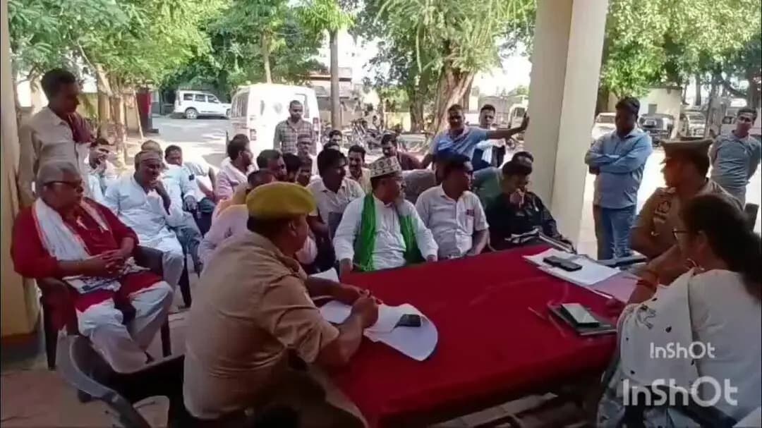 बलिया: सहतवार, खेजुरी व सुखपुरा थानों में 55 कबाड़ बाइक और एक चार पहिया वाहन की नीलामी