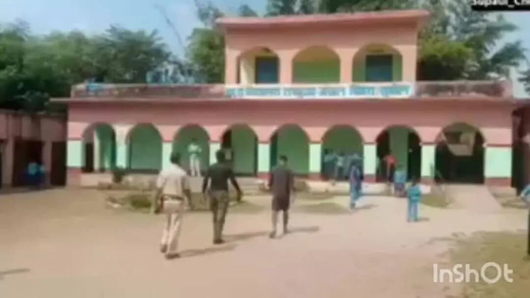 पिपरा: सुपौल के सरकारी स्कूल में तीसरी कक्षा की छात्रा से छेड़छाड़ व दुष्कर्म के प्रयास का आरोप