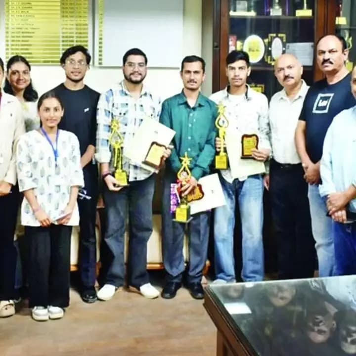 चम्बा: युवा उत्सव में चंबा कालेज की प्रश्नोत्तरी प्रतियोगिता में जीत